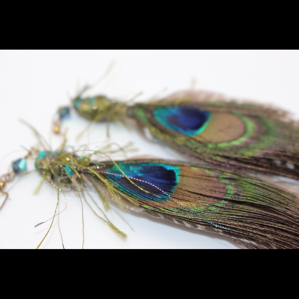 Peacock Feather Earrinngs - Picture 2 of 4